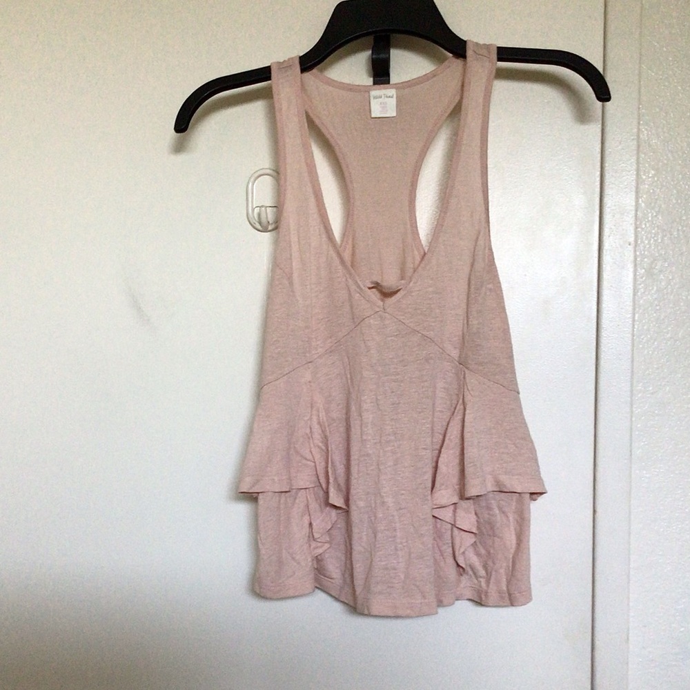 Wild Pearl V-neck Ruffled Tank Top